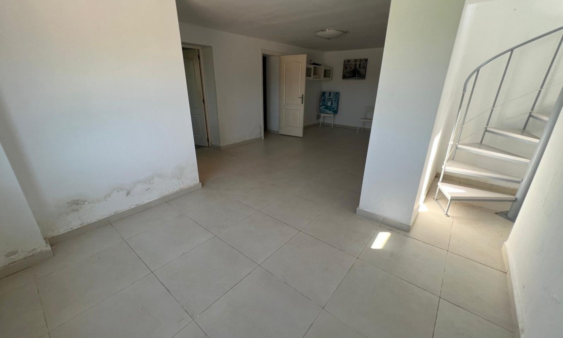 Wiederverkauf - Villa -
Torrevieja - Costa Blanca