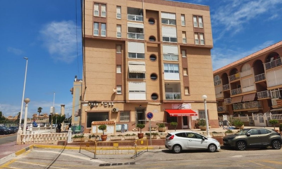 Használt Ingatlanok - Apartman -
La Mata - Costa Blanca