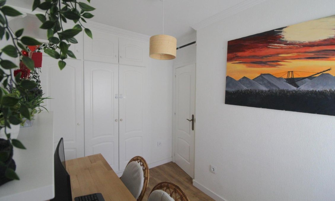 Wiederverkauf - Wohnung -
Torrevieja - Costa Blanca