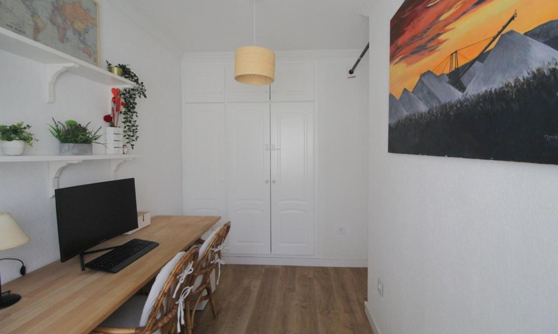 Wiederverkauf - Wohnung -
Torrevieja - Costa Blanca