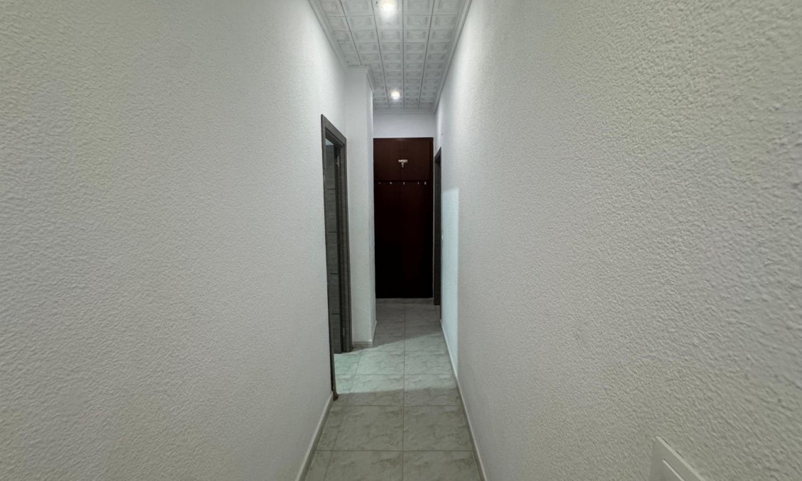 Wiederverkauf - Wohnung -
Torrevieja - Costa Blanca