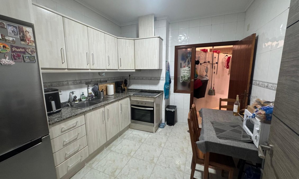 Wiederverkauf - Wohnung -
Torrevieja - Costa Blanca