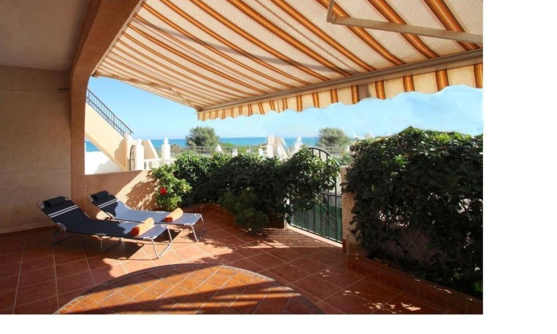 Wiederverkauf - Bungalow -
Torrevieja - La Mata