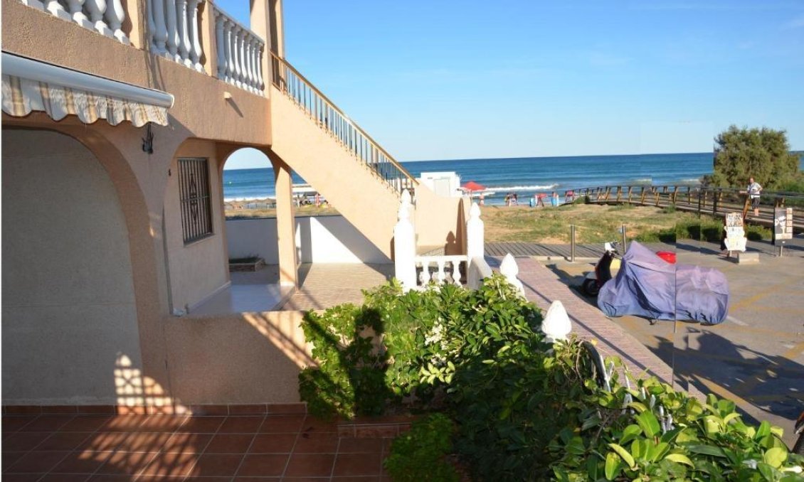 Wiederverkauf - Bungalow -
Torrevieja - La Mata
