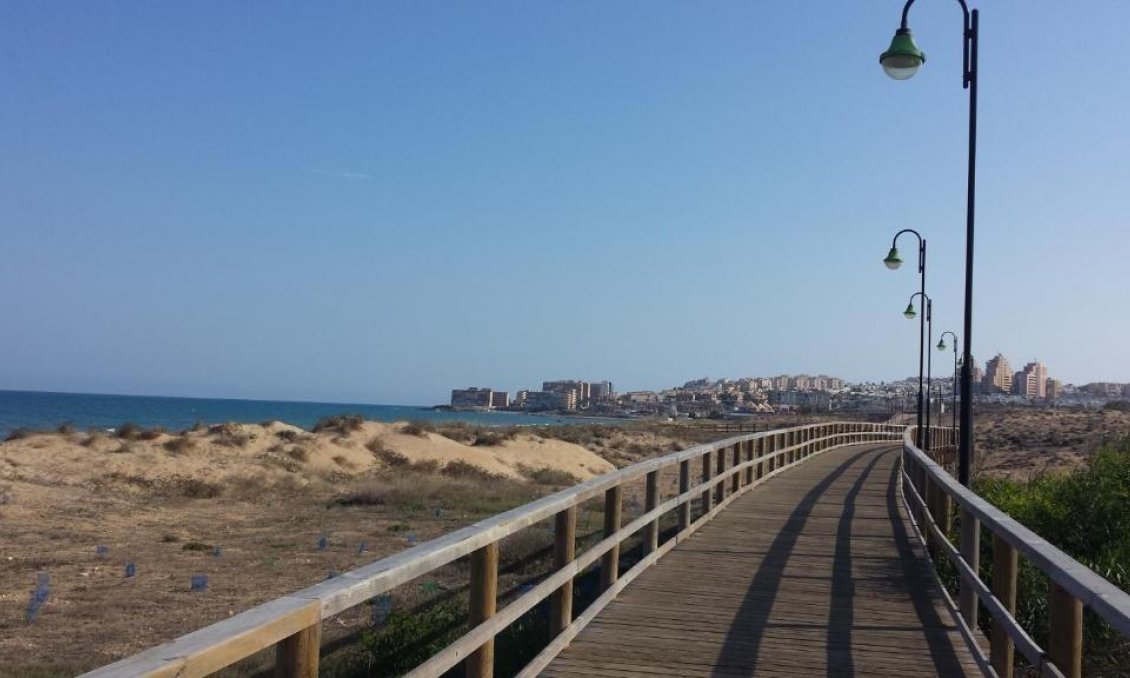 Wiederverkauf - Bungalow -
Torrevieja - La Mata