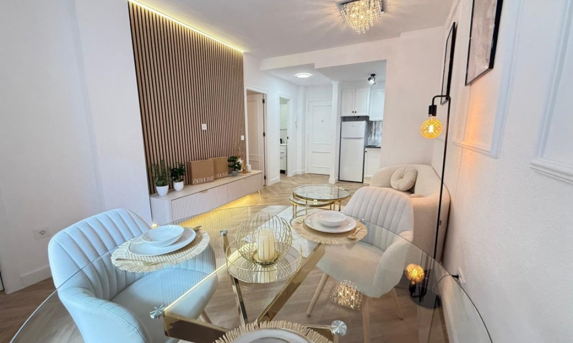 Wiederverkauf - Wohnung -
Torrevieja - Costa Blanca