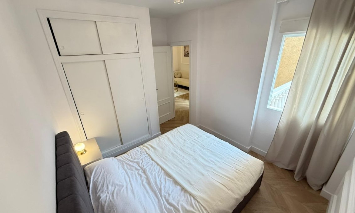 Wiederverkauf - Wohnung -
Torrevieja - Costa Blanca