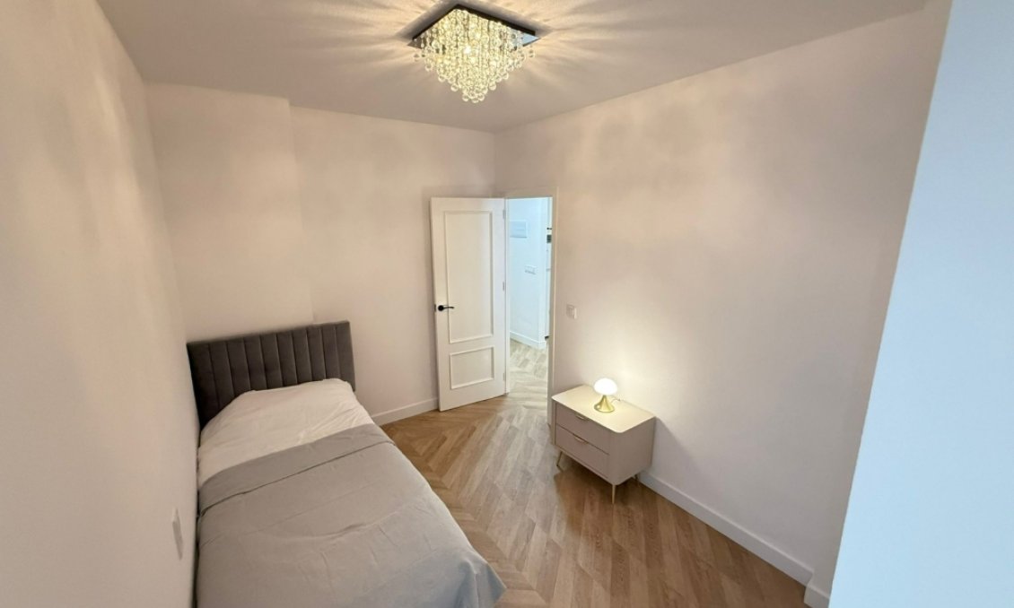 Wiederverkauf - Wohnung -
Torrevieja - Costa Blanca