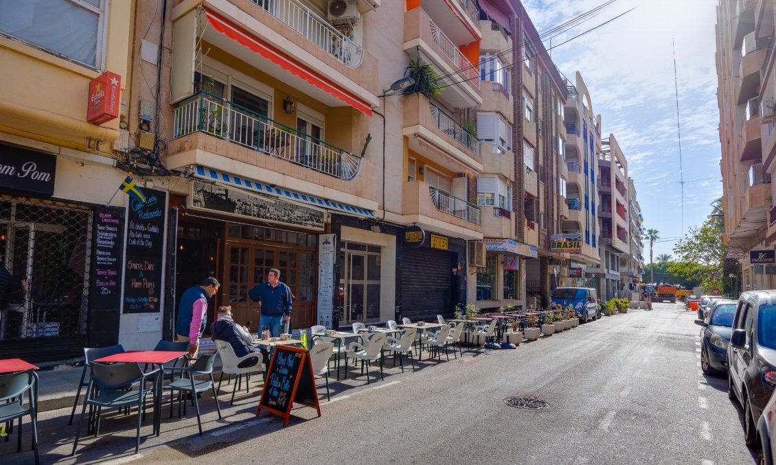 Wiederverkauf - Wohnung -
Torrevieja - Costa Blanca