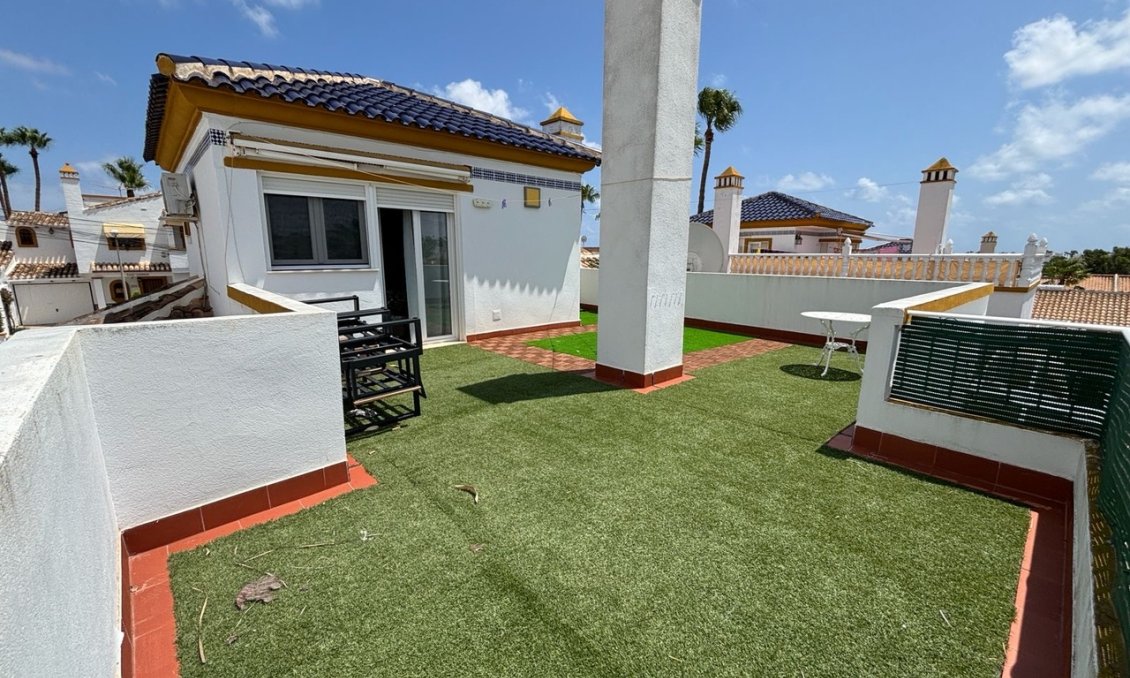 Segunda mano - Villa -
Villamartin - Costa Blanca