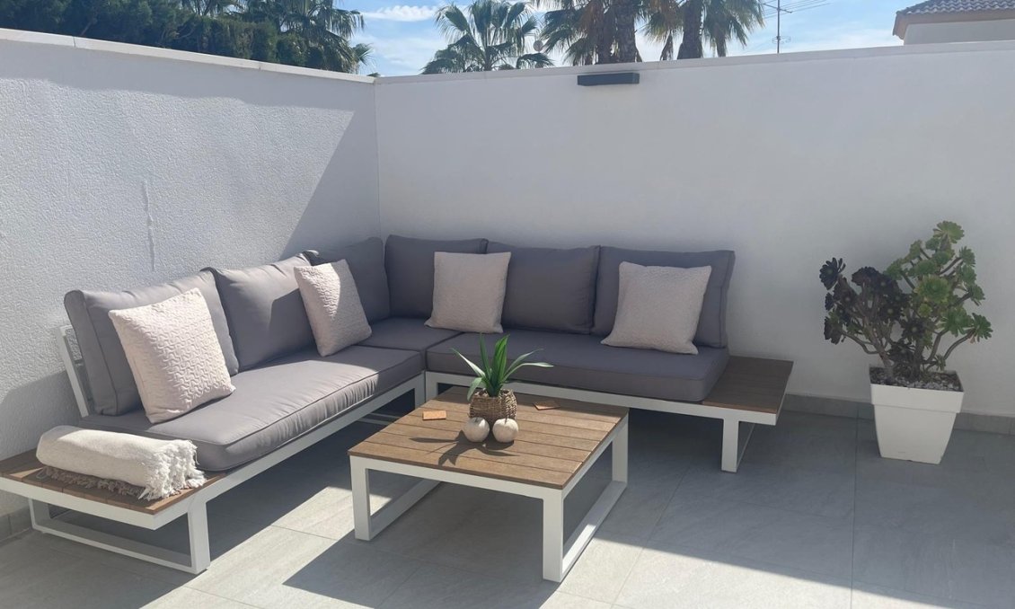 Segunda mano - Villa -
Villamartin - Costa Blanca