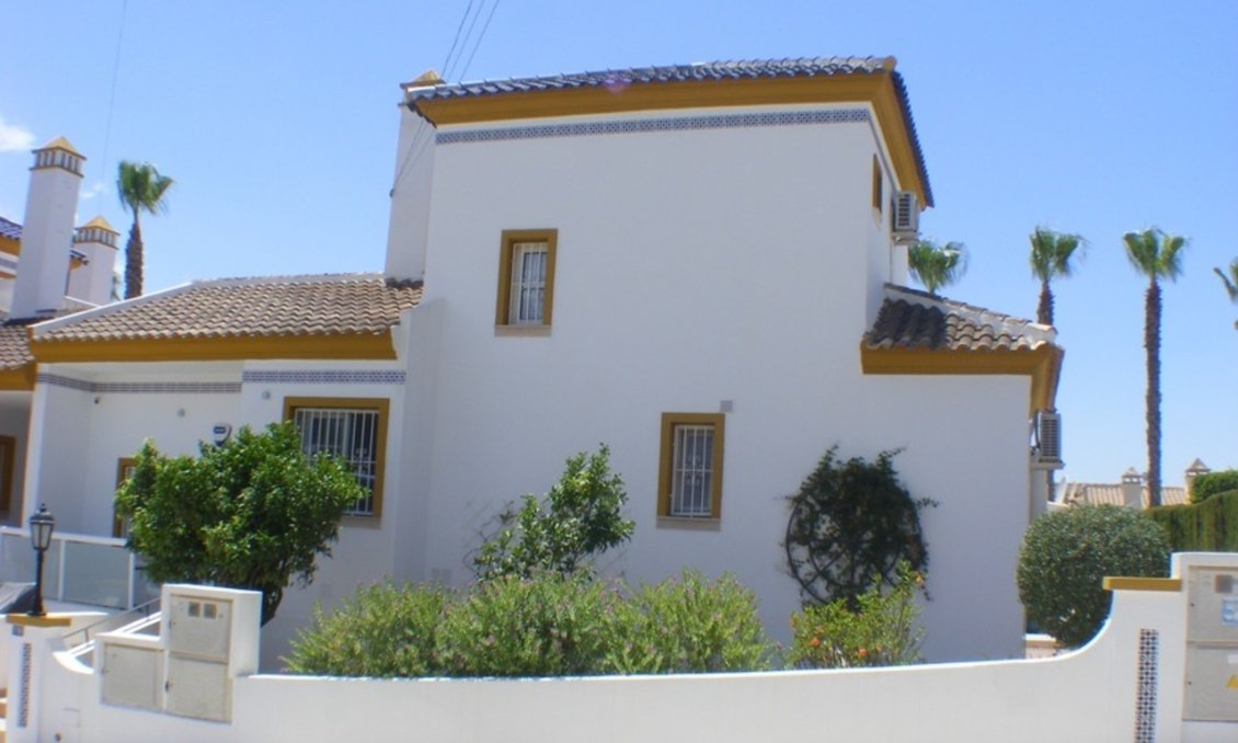 Segunda mano - Villa -
Villamartin - Costa Blanca