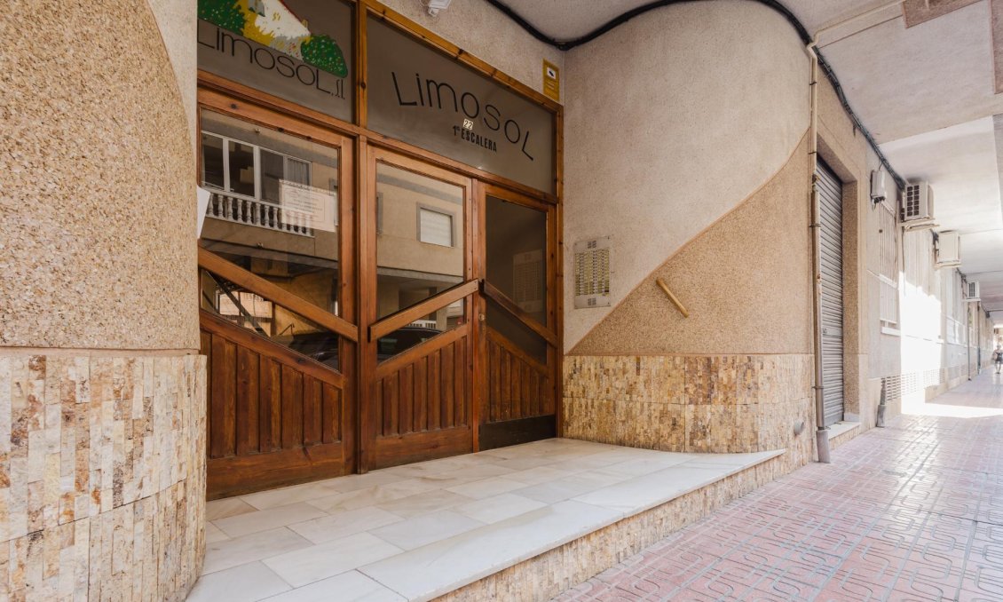 Revente - Appartement -
Torrevieja - Costa Blanca