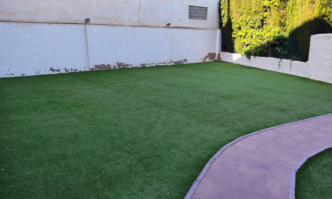 Revânzare - Apartament -
Lo Pagan - Villananitos