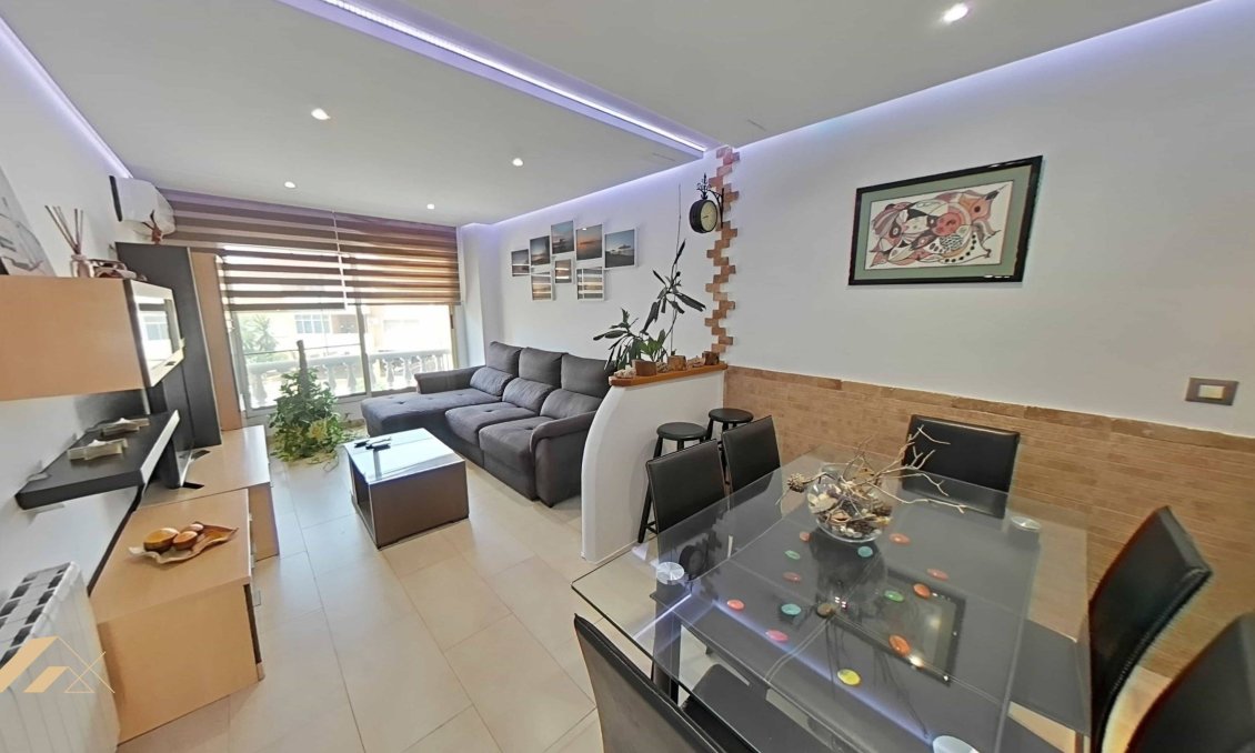 Revânzare - Apartament -
Lo Pagan - Villananitos