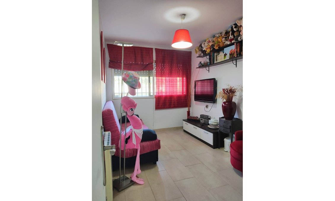Revânzare - Apartament -
Lo Pagan - Villananitos