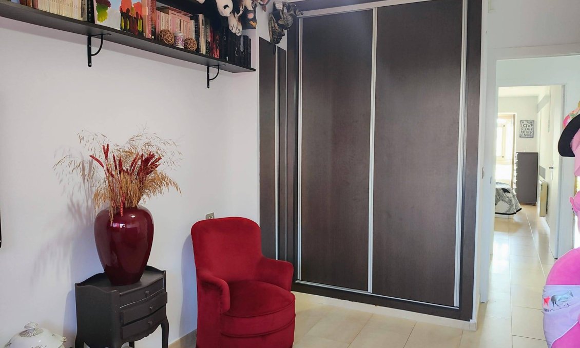 Revânzare - Apartament -
Lo Pagan - Villananitos