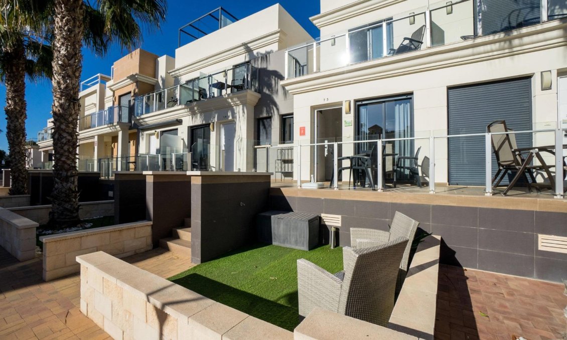 Wiederverkauf - Town House -
Orihuela Costa - La Zenia