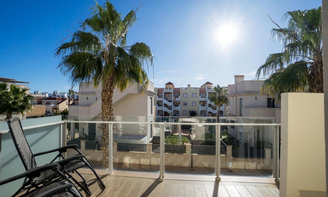 Wiederverkauf - Town House -
Orihuela Costa - La Zenia