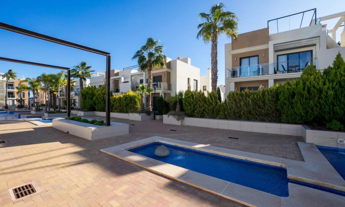 Wiederverkauf - Town House -
Orihuela Costa - La Zenia