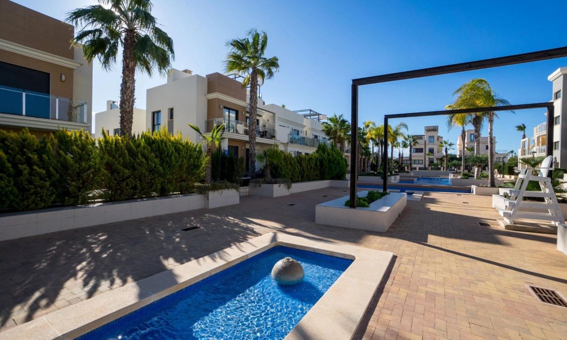 Wiederverkauf - Town House -
Orihuela Costa - La Zenia