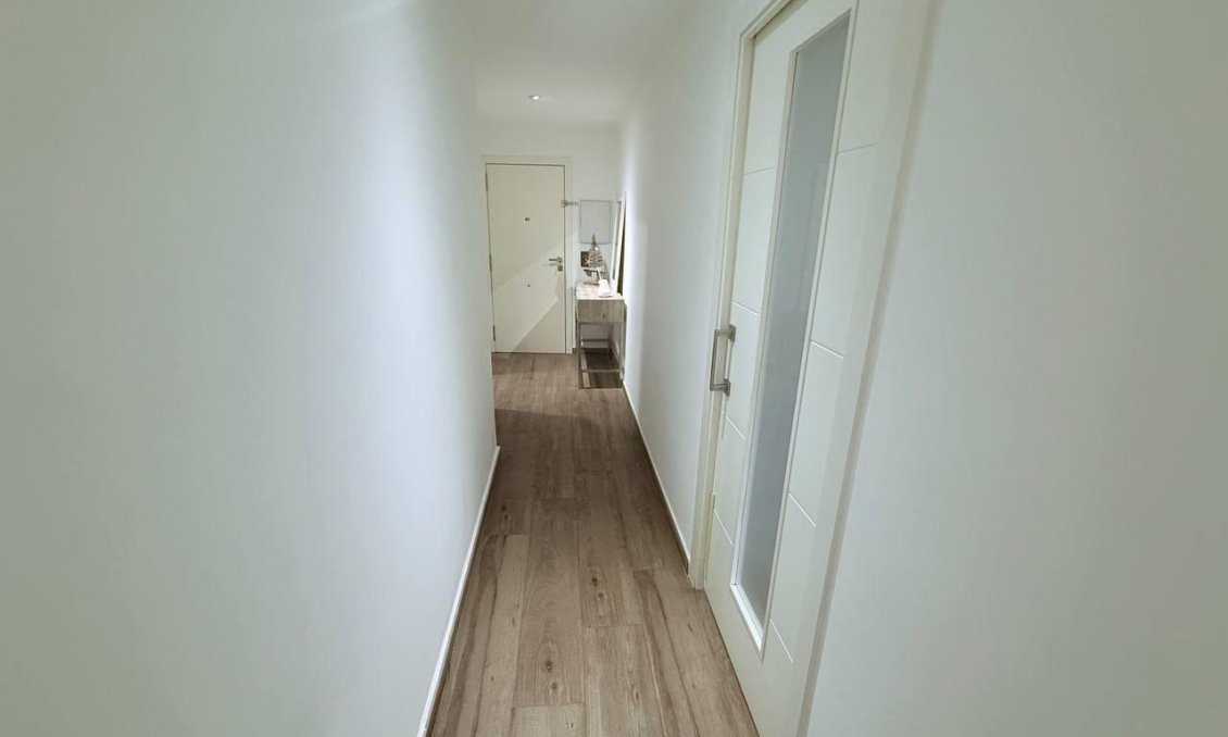 Használt Ingatlanok - Apartman -
Torrevieja - Centro