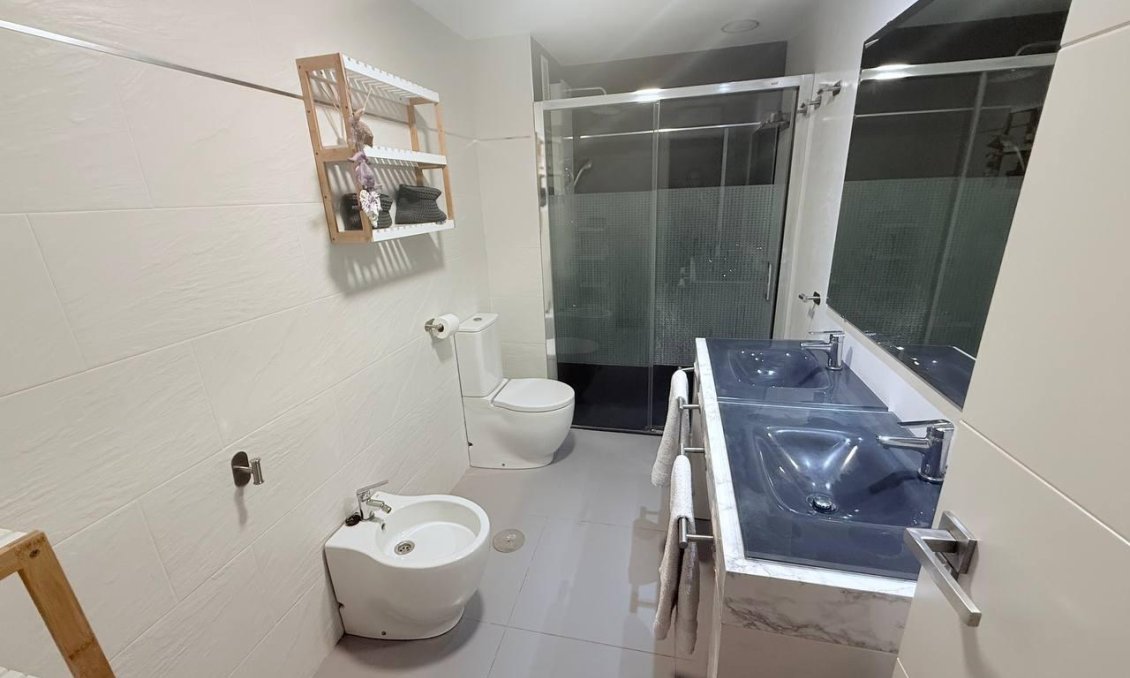 Használt Ingatlanok - Apartman -
Torrevieja - Centro