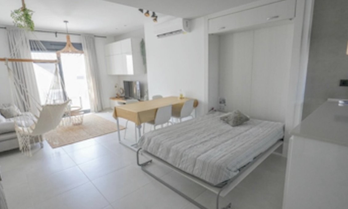 Használt Ingatlanok - Penthouse Penthouse -
El Raso - Costa Blanca