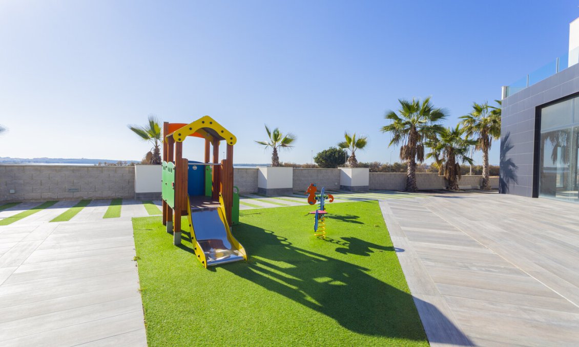 Használt Ingatlanok - Penthouse Penthouse -
El Raso - Costa Blanca