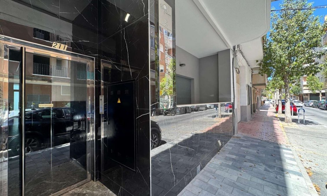 Revente - Appartement -
Torrevieja - Costa Blanca