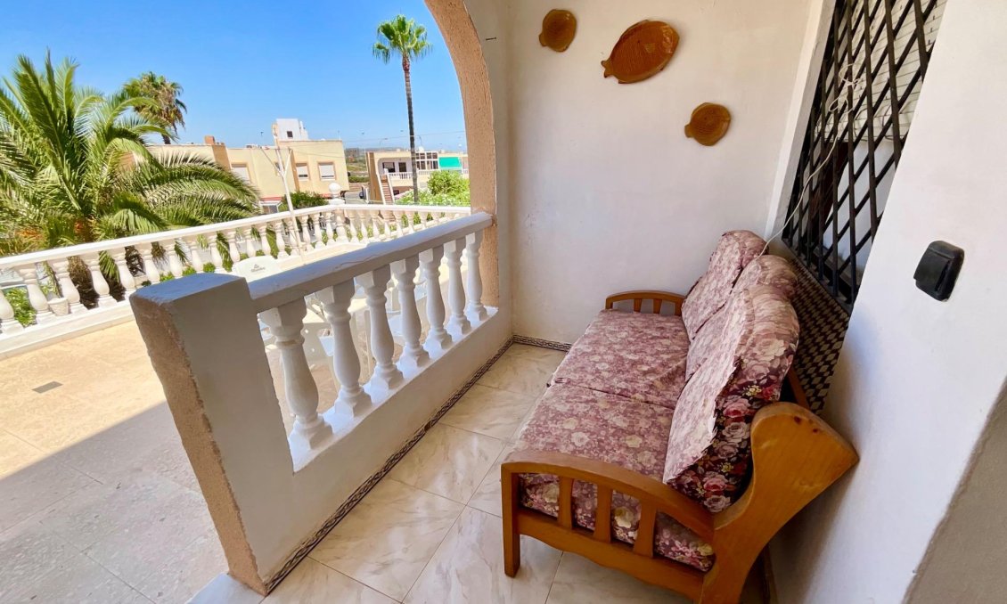 Segunda mano - Bungalow -
Torrevieja - Torreblanca