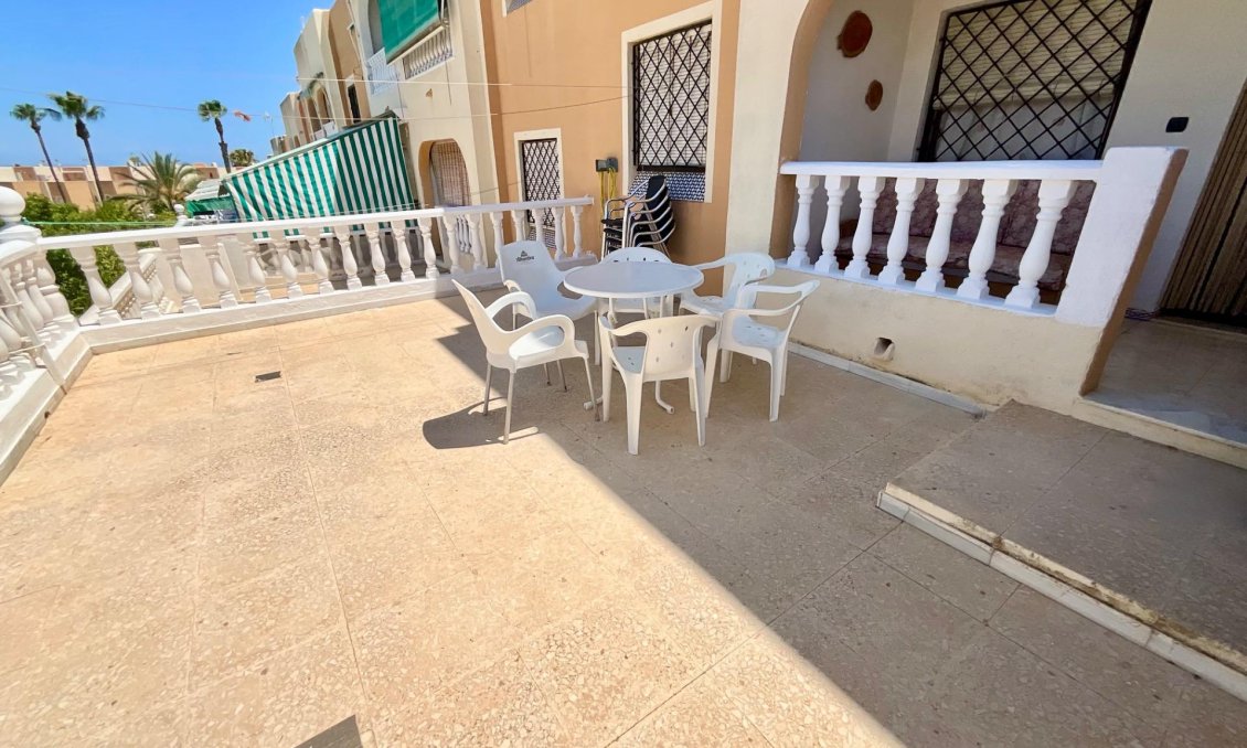 Segunda mano - Bungalow -
Torrevieja - Torreblanca