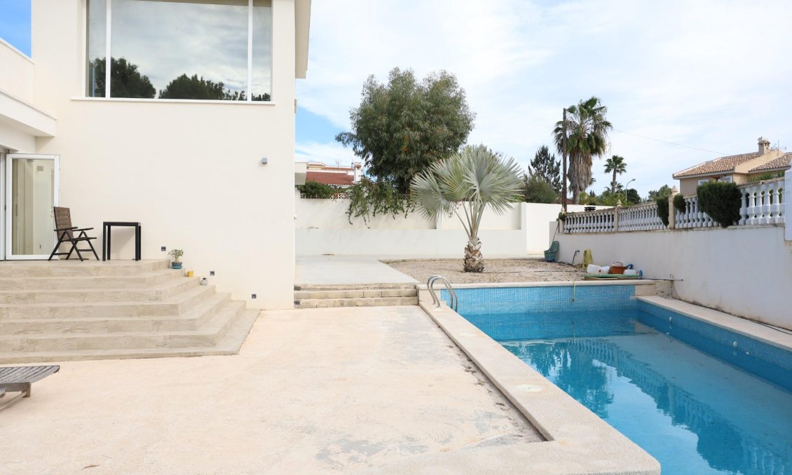 Segunda mano - Villa -
Ciudad Quesada - Costa Blanca Sur