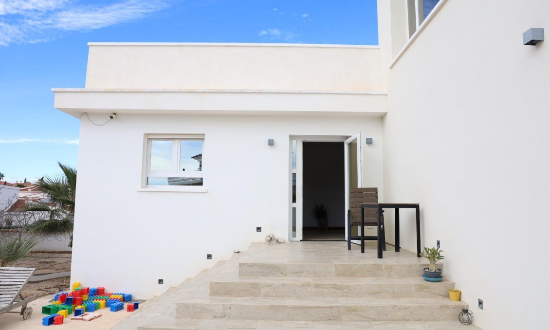 Segunda mano - Villa -
Ciudad Quesada - Costa Blanca Sur
