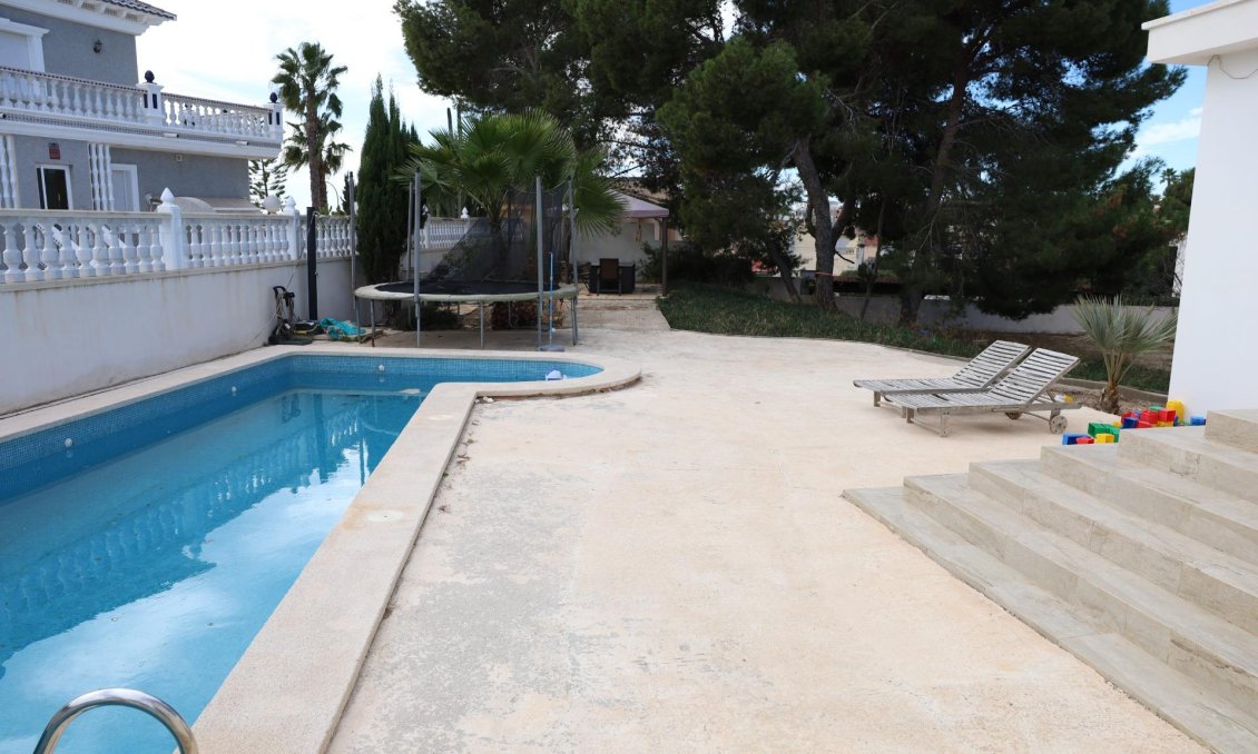 Segunda mano - Villa -
Ciudad Quesada - Costa Blanca Sur