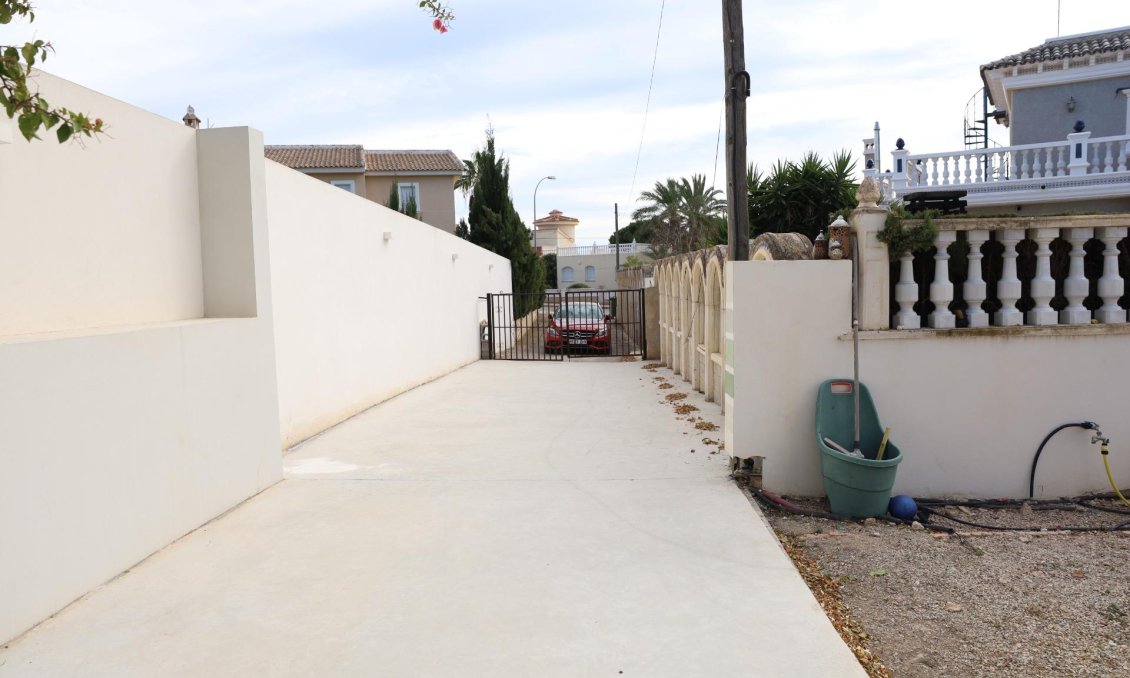 Segunda mano - Villa -
Ciudad Quesada - Costa Blanca Sur