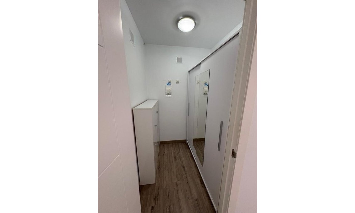 Resale - Villa -
Villamartin - Los Dolses