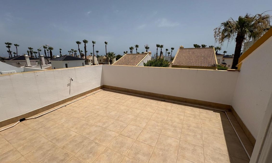 Resale - Villa -
Villamartin - Los Dolses