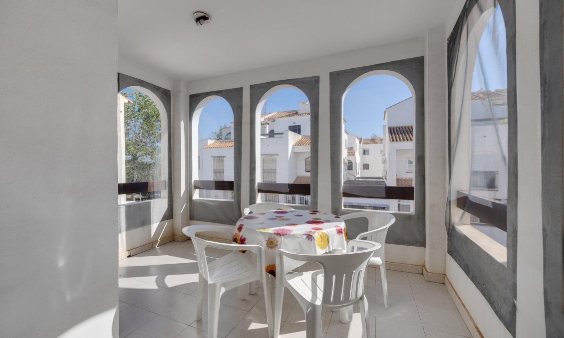 Revânzare - Apartament -
Torrevieja - El Acequión - Los Náufragos