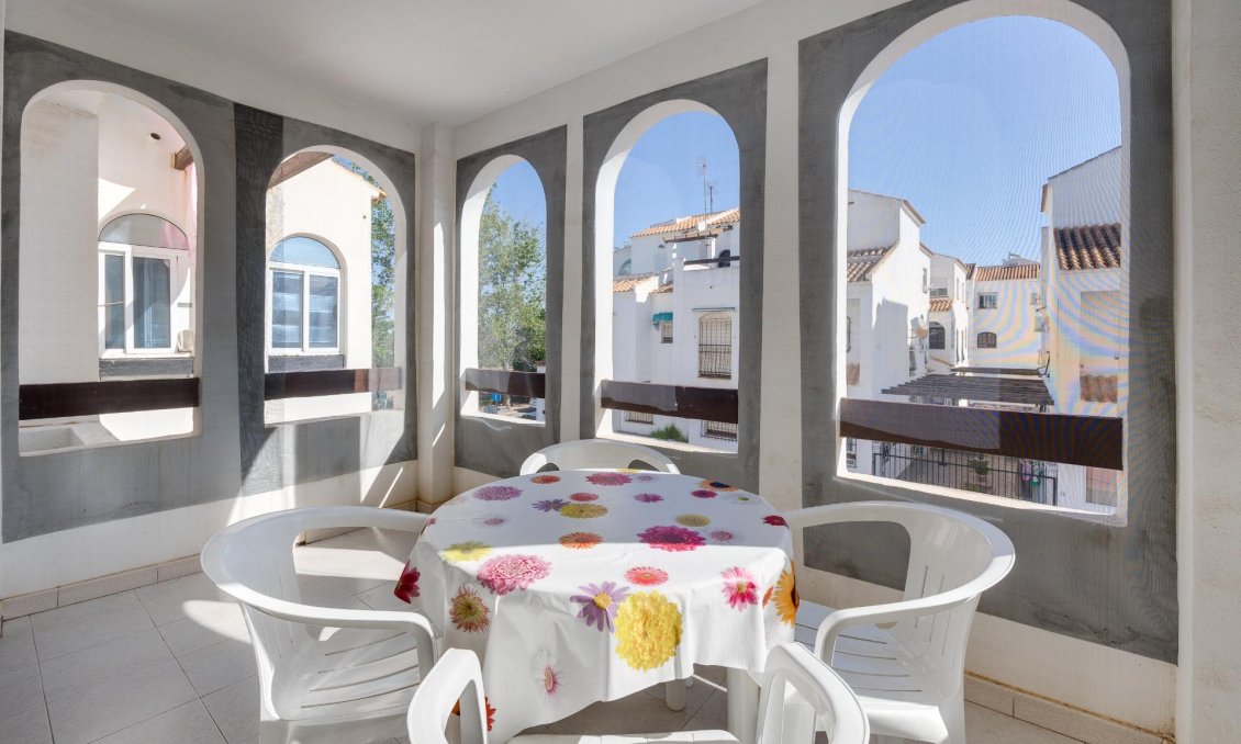 Revânzare - Apartament -
Torrevieja - El Acequión - Los Náufragos