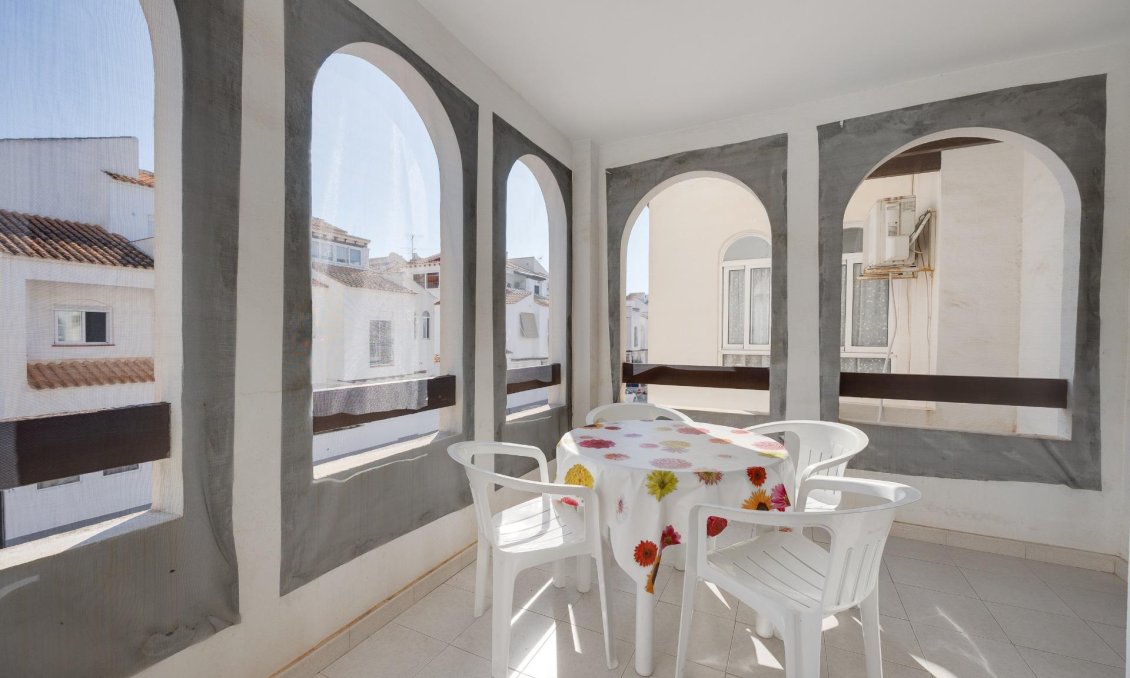 Revânzare - Apartament -
Torrevieja - El Acequión - Los Náufragos