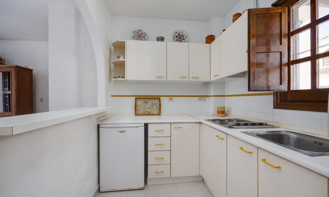 Revânzare - Apartament -
Torrevieja - El Acequión - Los Náufragos