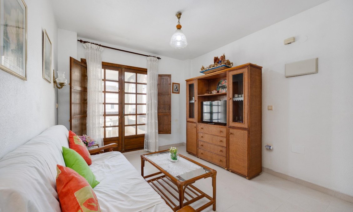Revânzare - Apartament -
Torrevieja - El Acequión - Los Náufragos