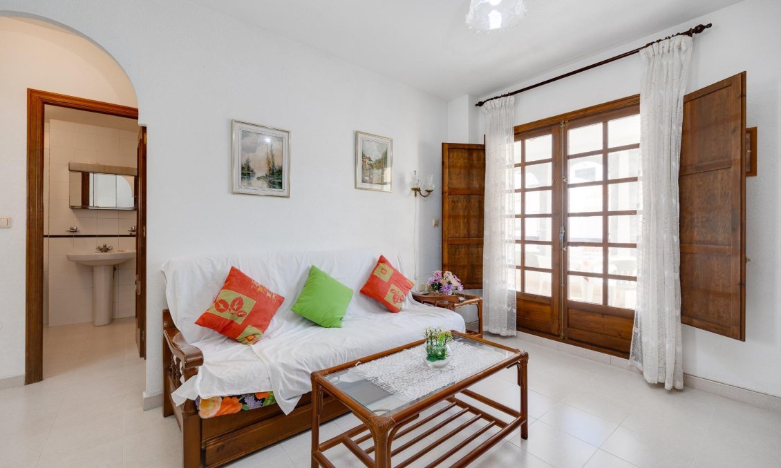 Revânzare - Apartament -
Torrevieja - El Acequión - Los Náufragos