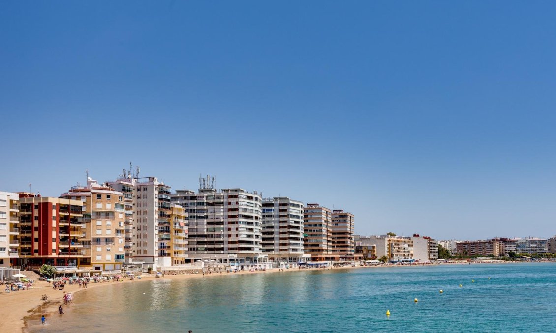 Revânzare - Apartament -
Torrevieja - El Acequión - Los Náufragos