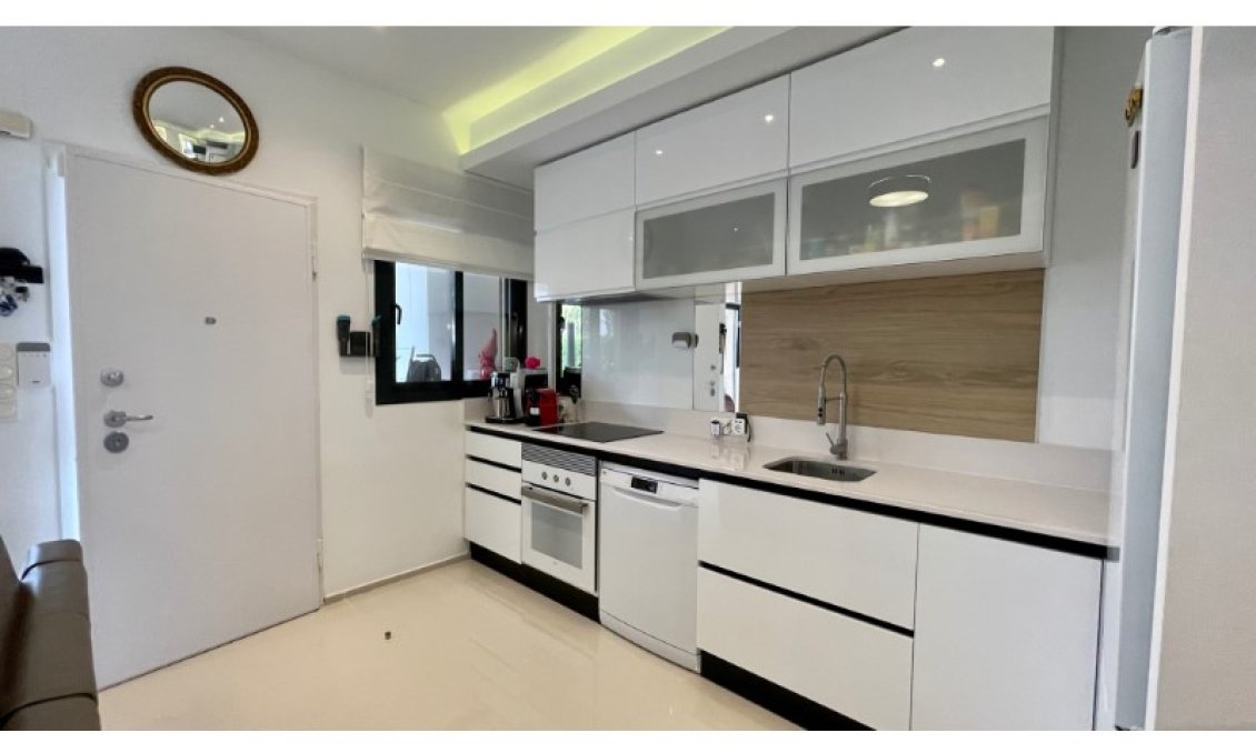 Resale - Apartment -
Orihuela - Inland