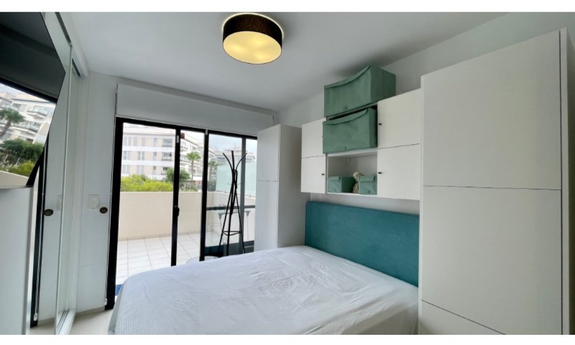Resale - Apartment -
Orihuela - Inland