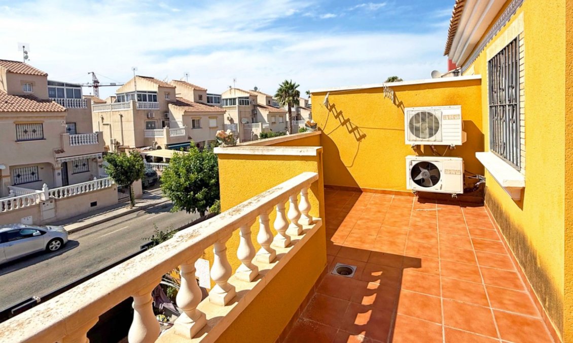 Segunda mano - Town House -
Torrevieja - Costa Blanca