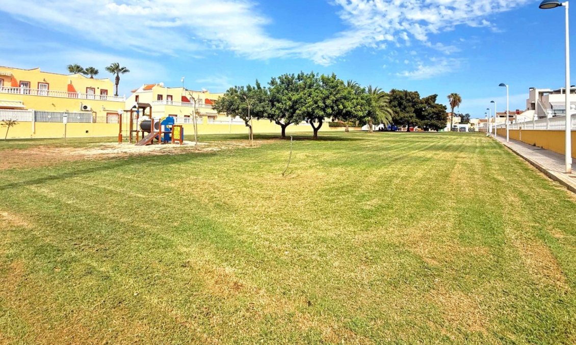 Segunda mano - Town House -
Torrevieja - Costa Blanca