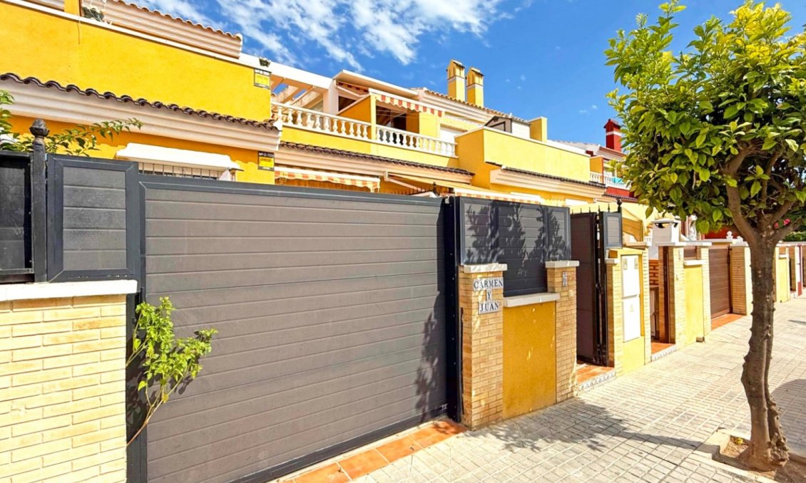 Segunda mano - Town House -
Torrevieja - Costa Blanca